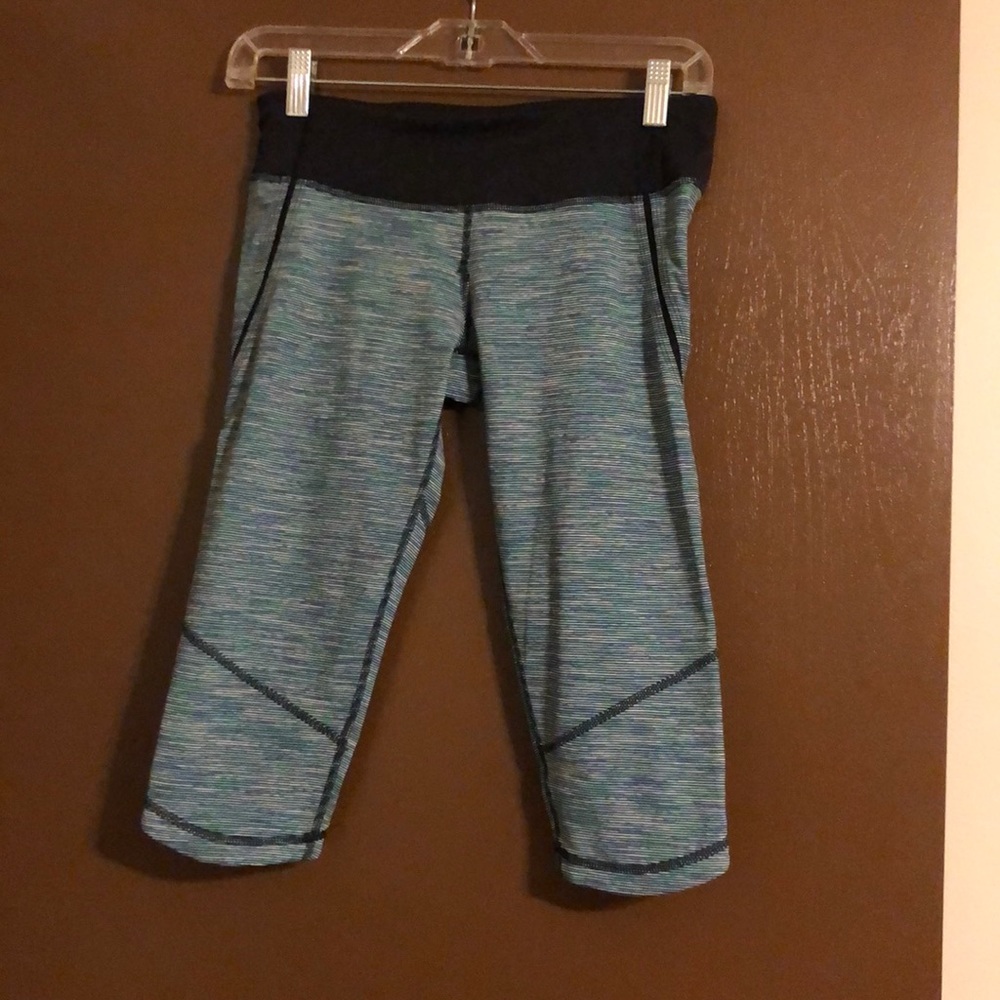 Lululemon mid length leggings